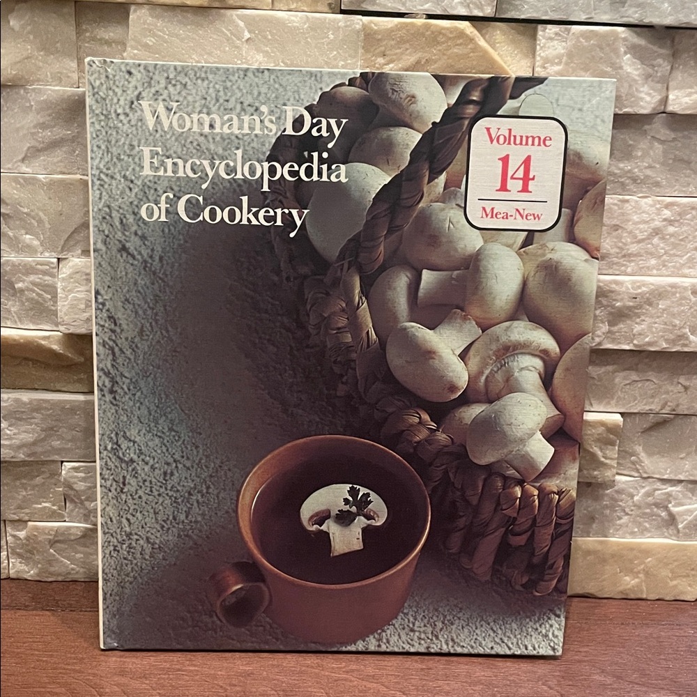Woman's Day Encyclopedia of Cookery Volume 14
